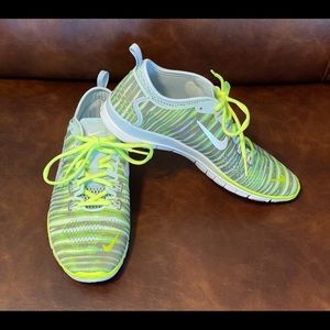 Nike Free 5.0 TR Fit 4 (Women Size 8.5) NEW
